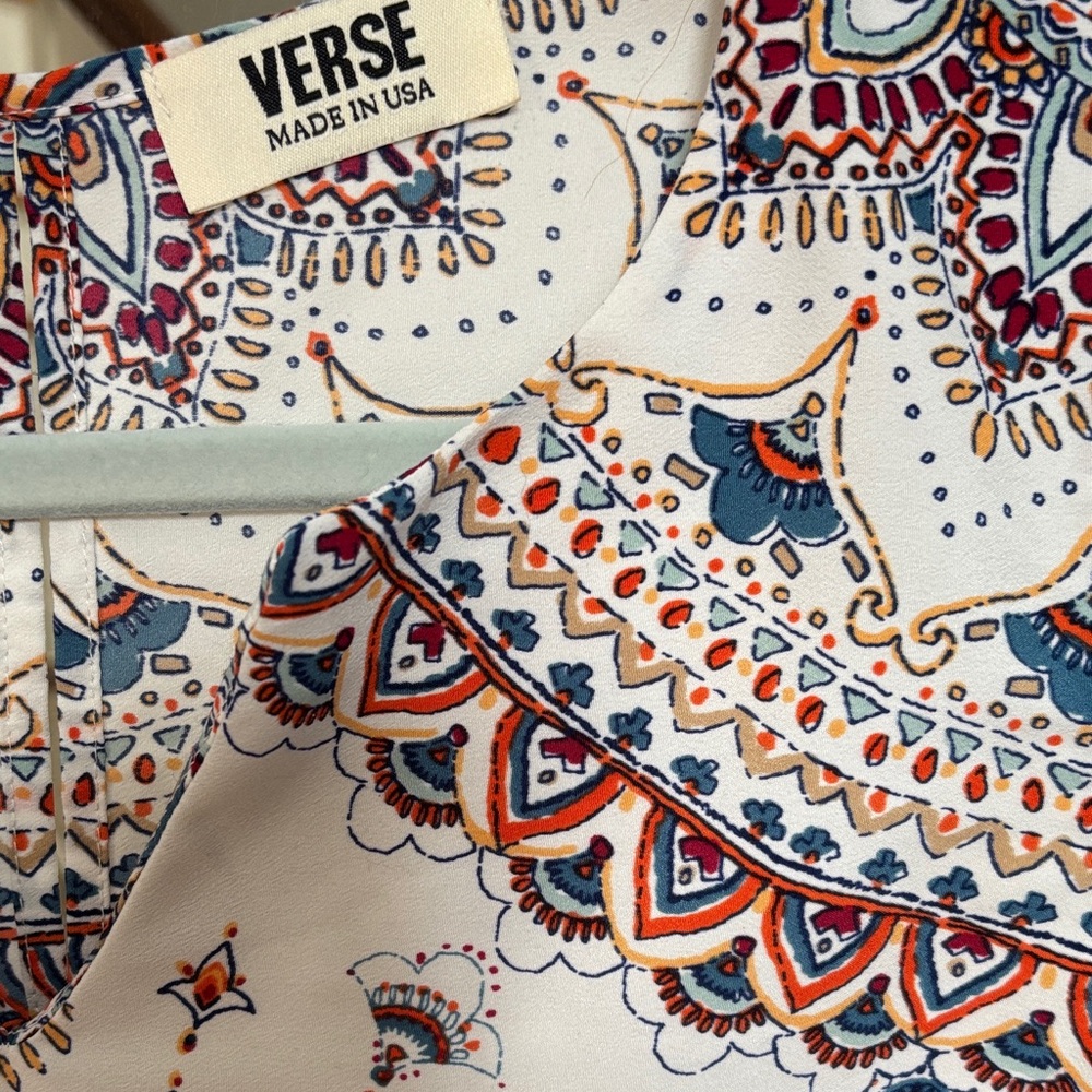 Verse Women's Sleeveless Mandala Print Blouse - Picture 3 of 10